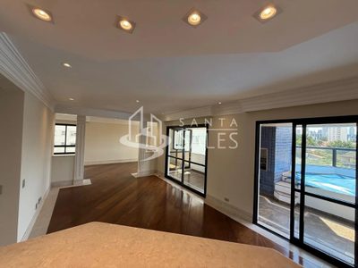 Apartamento, 3 quartos, 216 m² - Foto 1