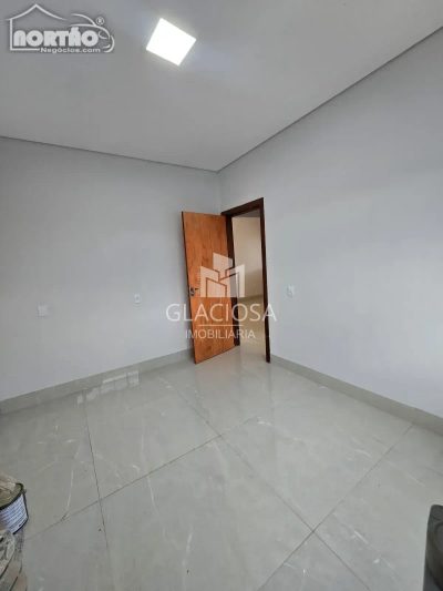 Casa, 3 quartos - Foto 3