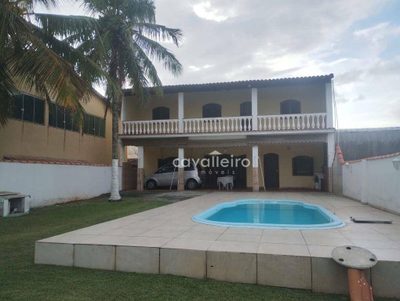 Casa, 3 quartos, 198 m² - Foto 1