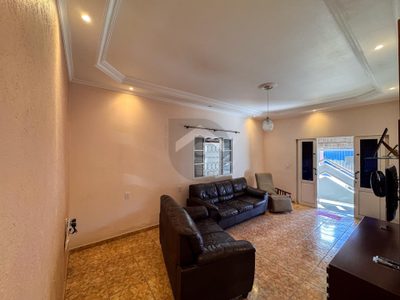 Casa, 3 quartos, 230 m² - Foto 4