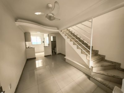 Casa, 2 quartos, 60 m² - Foto 1
