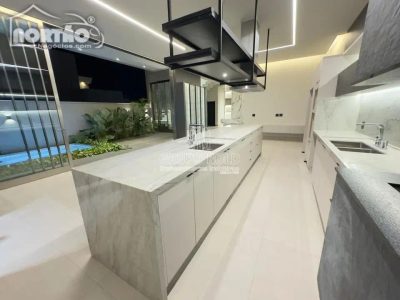 Casa, 1 quarto, 389 m² - Foto 2