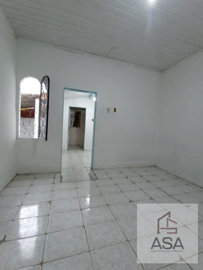 Casa, 1 quarto, 40 m² - Foto 1