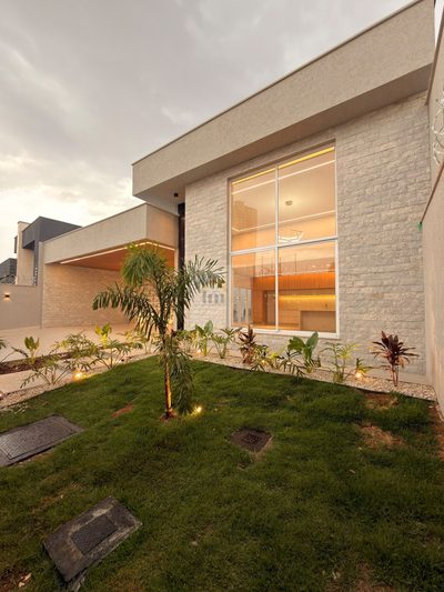 Casa, 4 quartos, 217 m² - Foto 2