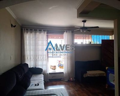 Casa, 3 quartos, 235 m² - Foto 1