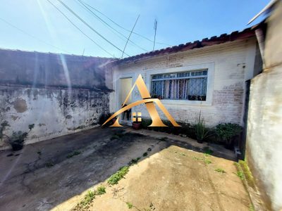 Casa, 2 quartos, 733 m² - Foto 1