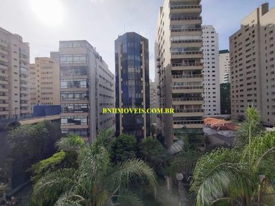 Apartamento, 3 quartos, 210 m² - Foto 1