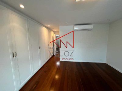 Apartamento, 4 quartos, 241 m² - Foto 1