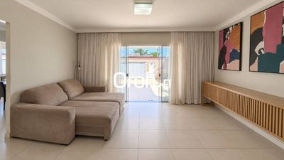 Casa, 3 quartos, 220 m² - Foto 1