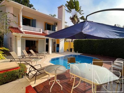 Casa, 4 quartos, 320 m² - Foto 1