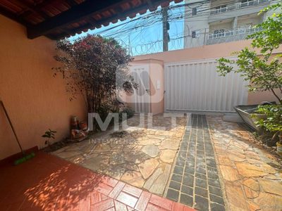 Casa, 4 quartos, 102 m² - Foto 1