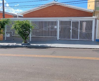 Casa, 3 quartos, 185 m² - Foto 1