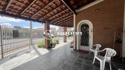Casa, 5 quartos, 147 m² - Foto 2
