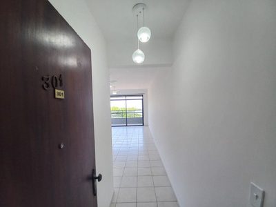 Apartamento, 3 quartos, 95 m² - Foto 2