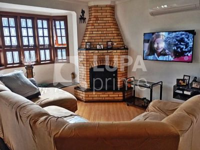 Casa, 4 quartos, 256 m² - Foto 1