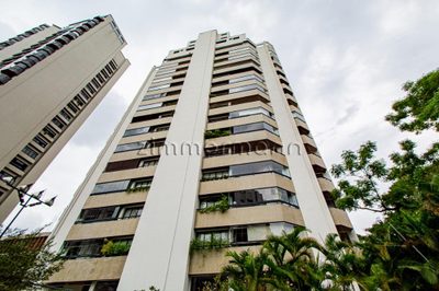 Loteamento e Condomínio - Foto 1