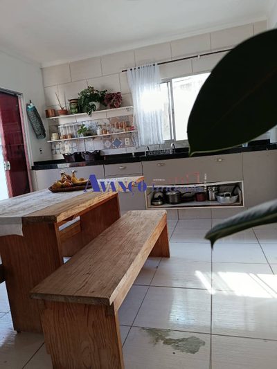 Casa, 6 quartos, 200 m² - Foto 2