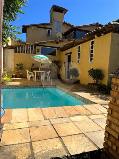 Casa, 4 quartos, 200 m² - Foto 1