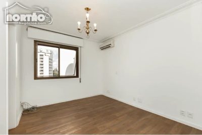 Casa, 4 quartos, 446 m² - Foto 2