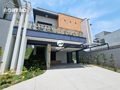 Casa, 4 quartos, 181 m² - Foto 1