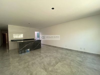 Casa, 3 quartos, 92 m² - Foto 1