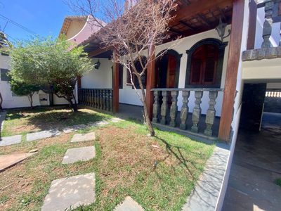 Casa, 4 quartos, 324 m² - Foto 1