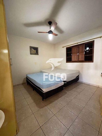 Chácara, 3 quartos, 1080 m² - Foto 3