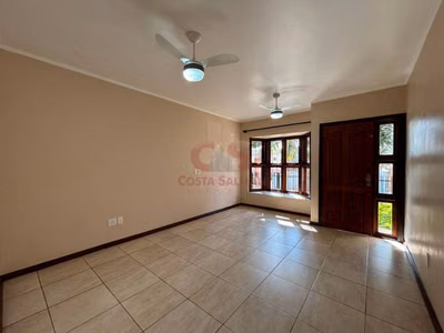 Casa, 3 quartos, 206 m² - Foto 2