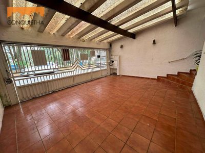 Sobrado, 3 quartos, 221 m² - Foto 1