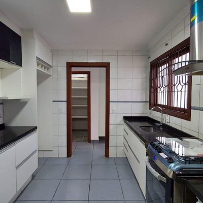 Casa, 4 quartos, 308 m² - Foto 4