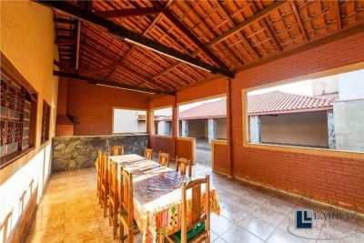 Casa, 5 quartos, 340 m² - Foto 2