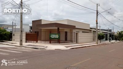 Casa, 4 quartos, 136 m² - Foto 1