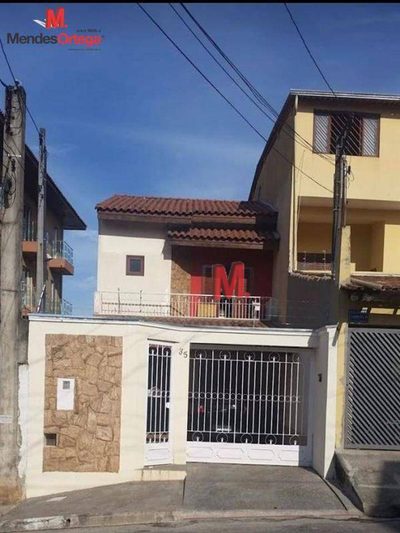 Casa, 3 quartos, 230 m² - Foto 1