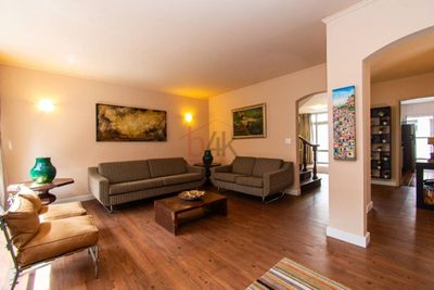 Casa, 3 quartos, 250 m² - Foto 1