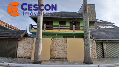 Sobrado, 6 quartos, 333 m² - Foto 1