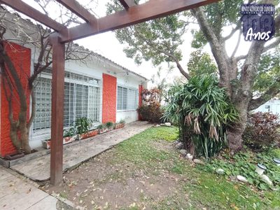 Casa, 3 quartos, 188 m² - Foto 2