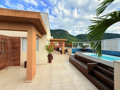 Cobertura, 3 quartos, 230 m² - Foto 3