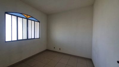 Casa, 1 quarto, 285 m² - Foto 2