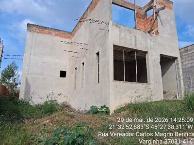 Casa, 5 quartos, 275 m² - Foto 1
