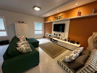 Casa, 4 quartos, 200 m² - Foto 1