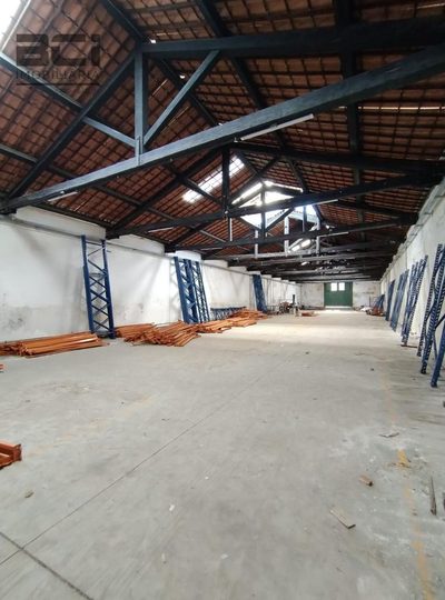 Depósito-Galpão, 800 m² - Foto 1