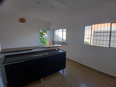 Casa, 2 quartos, 84 m² - Foto 2