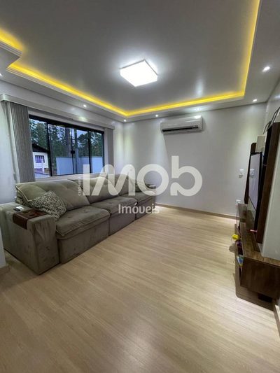 Casa, 3 quartos, 196 m² - Foto 3