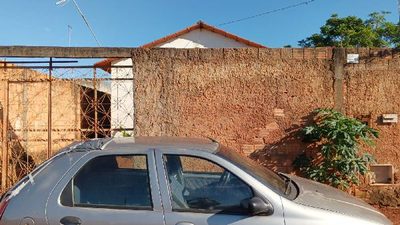 Casa, 2 quartos, 225 m² - Foto 1