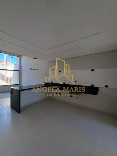 Casa, 3 quartos, 87 m² - Foto 2