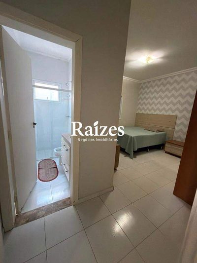 Casa, 3 quartos, 224 m² - Foto 3