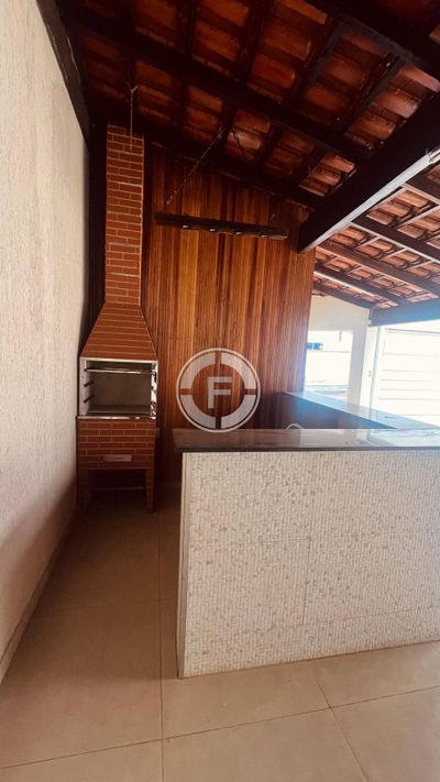 Casa, 2 quartos, 241 m² - Foto 2