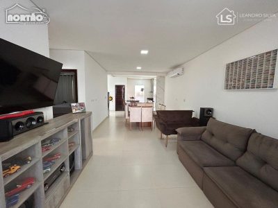 Casa, 3 quartos, 116 m² - Foto 1