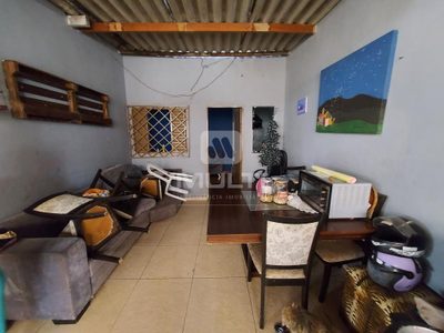 Casa, 2 quartos, 151 m² - Foto 1