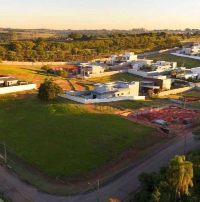 Loteamento e Condomínio, 1205 m² - Foto 1
